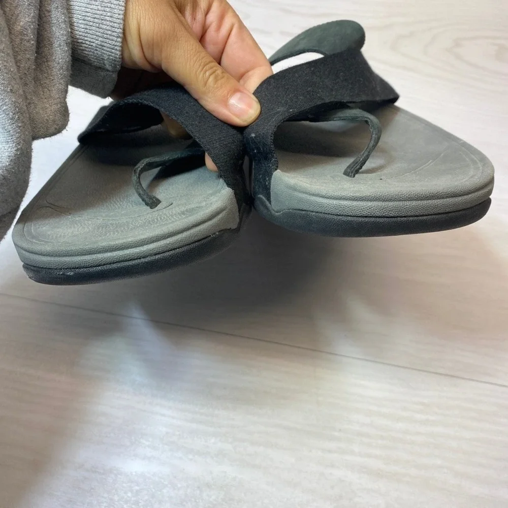 FitFlop Mens 12 Trakk II Cross Strap Sandal Microwobbleboard Black Grey Leather